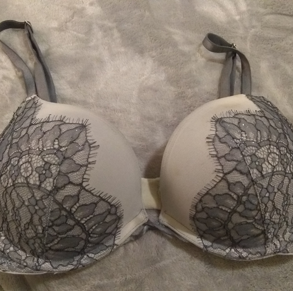 Victoria secret bombshell bra